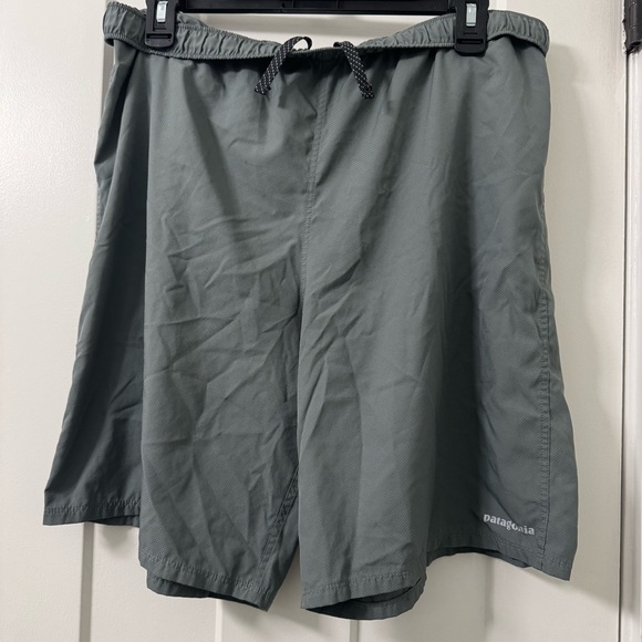 Patagonia Athletic Hiking Shorts Mens L Gray Stretch Lightweight - Picture 1 of 5